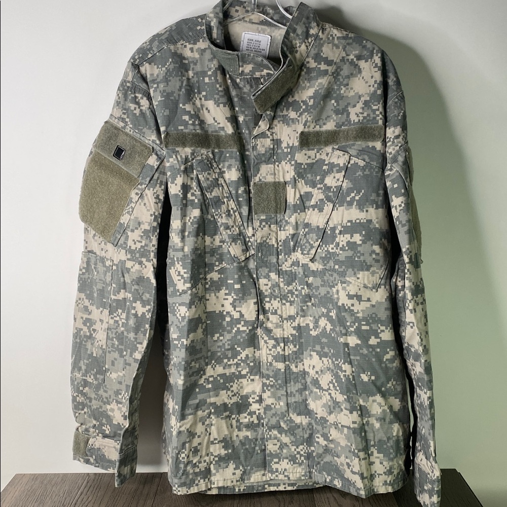 Digital Camouflage Military Jacket Men’s Size Medium - 866
